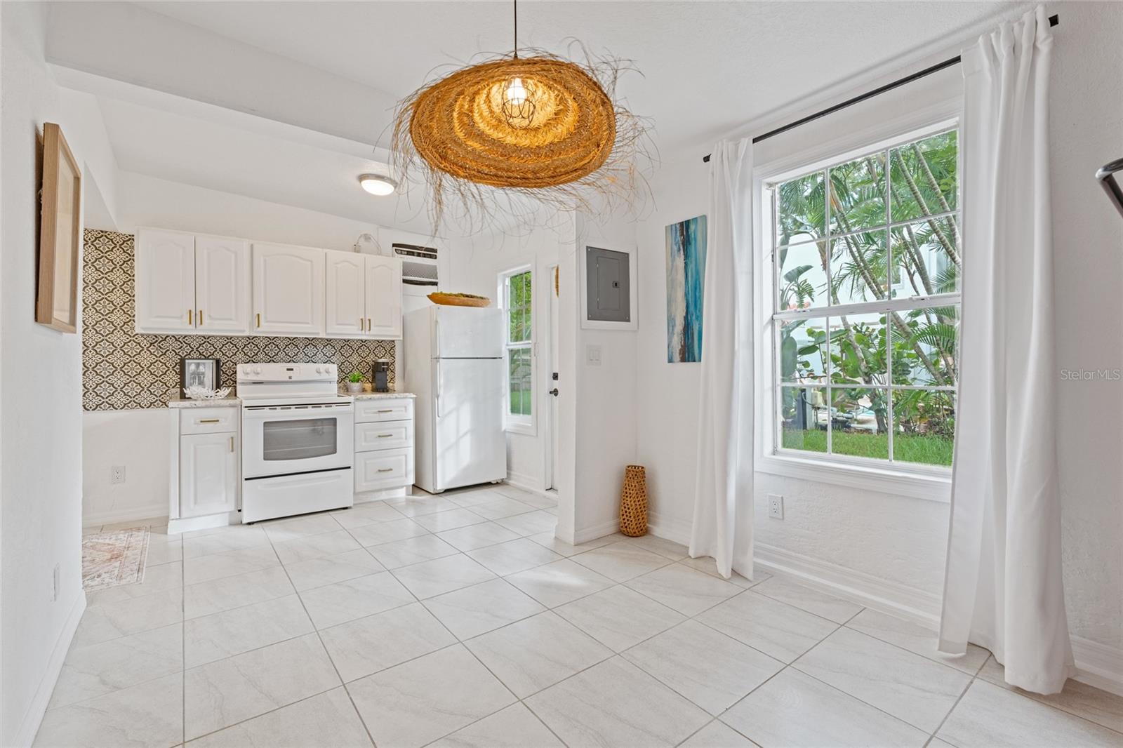 Image 36 of 51 For 6735 Poinsettia Avenue S