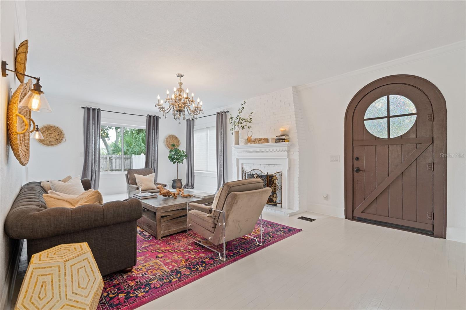 Image 4 of 51 For 6735 Poinsettia Avenue S