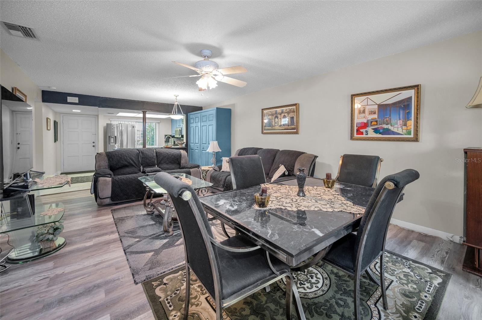 Listing photo id 11 for 1701 Pinehurst Road 9-h
