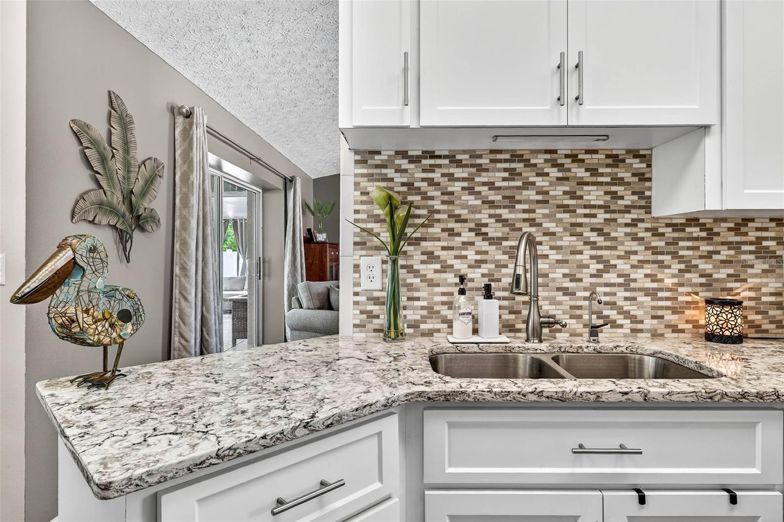 Image 21 of 64 For 10348 Ventura Drive