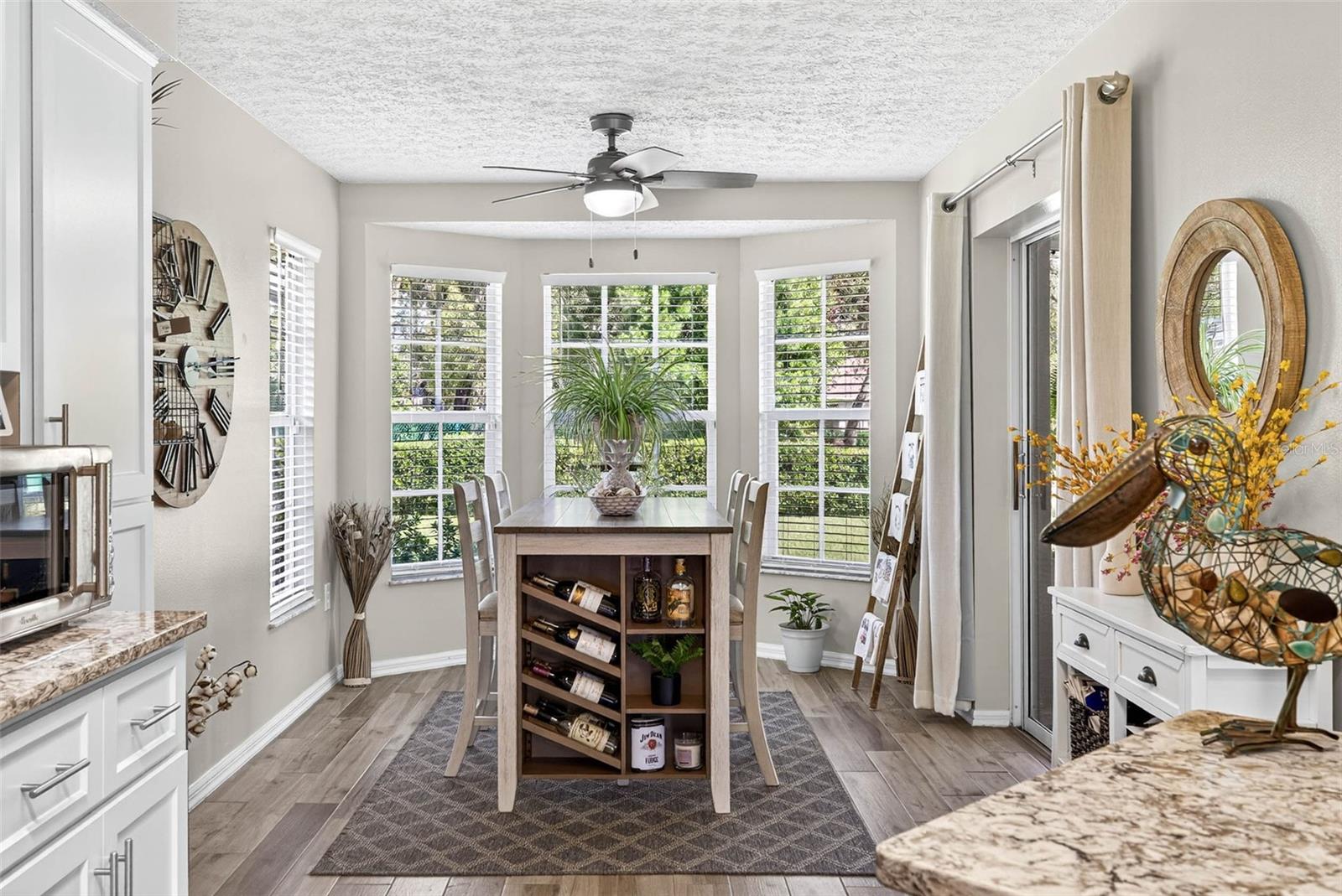 Image 23 of 64 For 10348 Ventura Drive