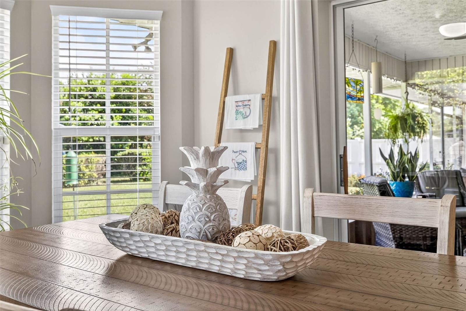 Image 26 of 64 For 10348 Ventura Drive