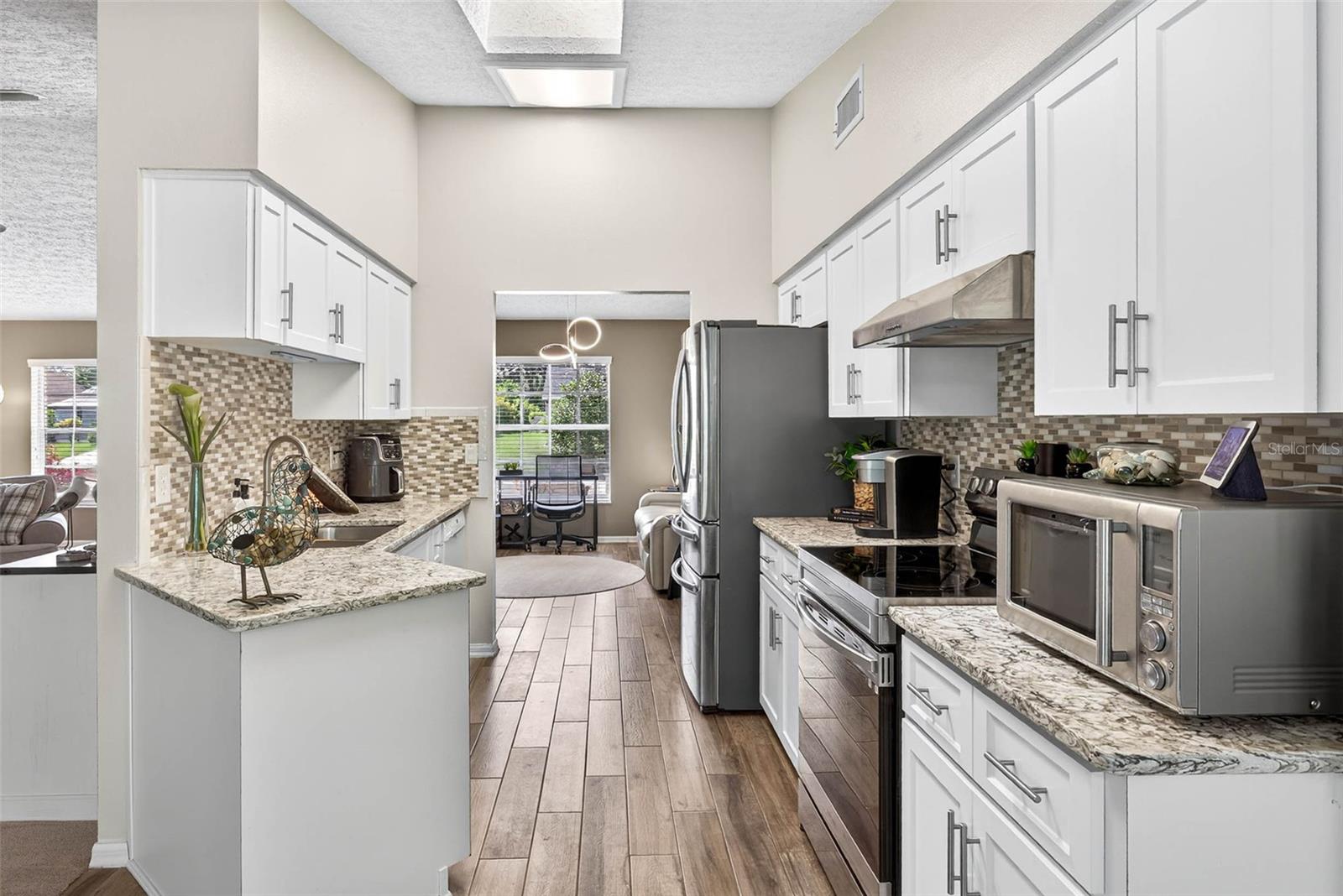 Image 3 of 64 For 10348 Ventura Drive