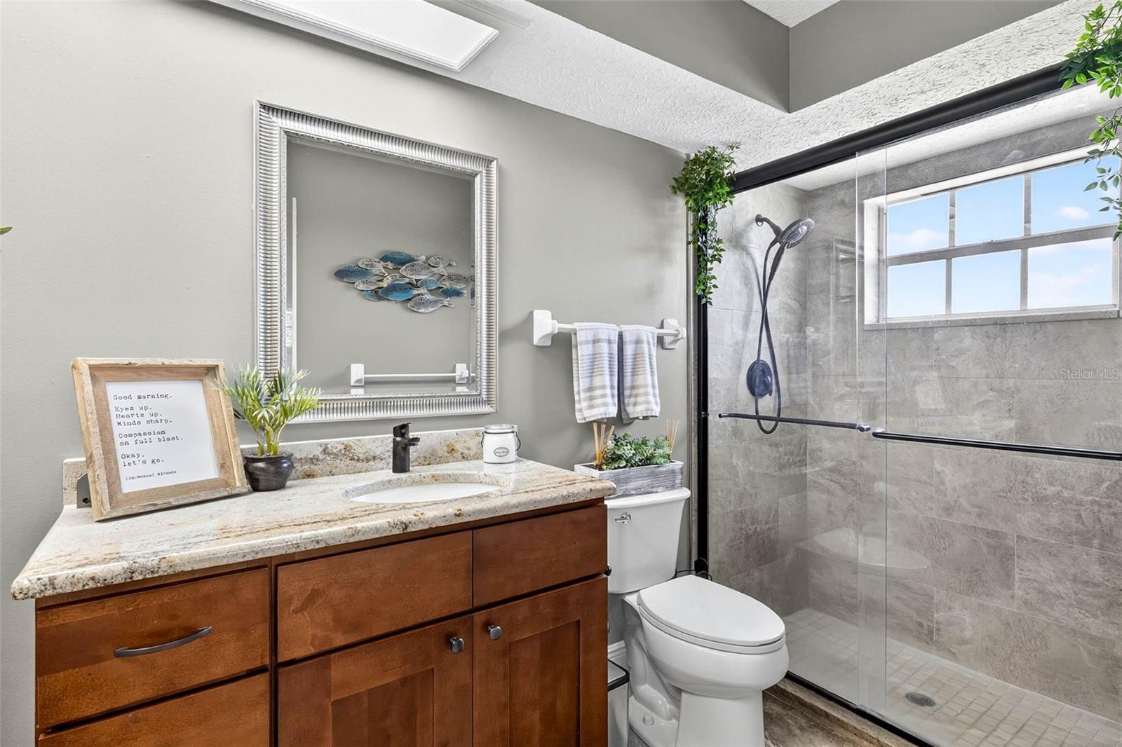 Image 33 of 64 For 10348 Ventura Drive