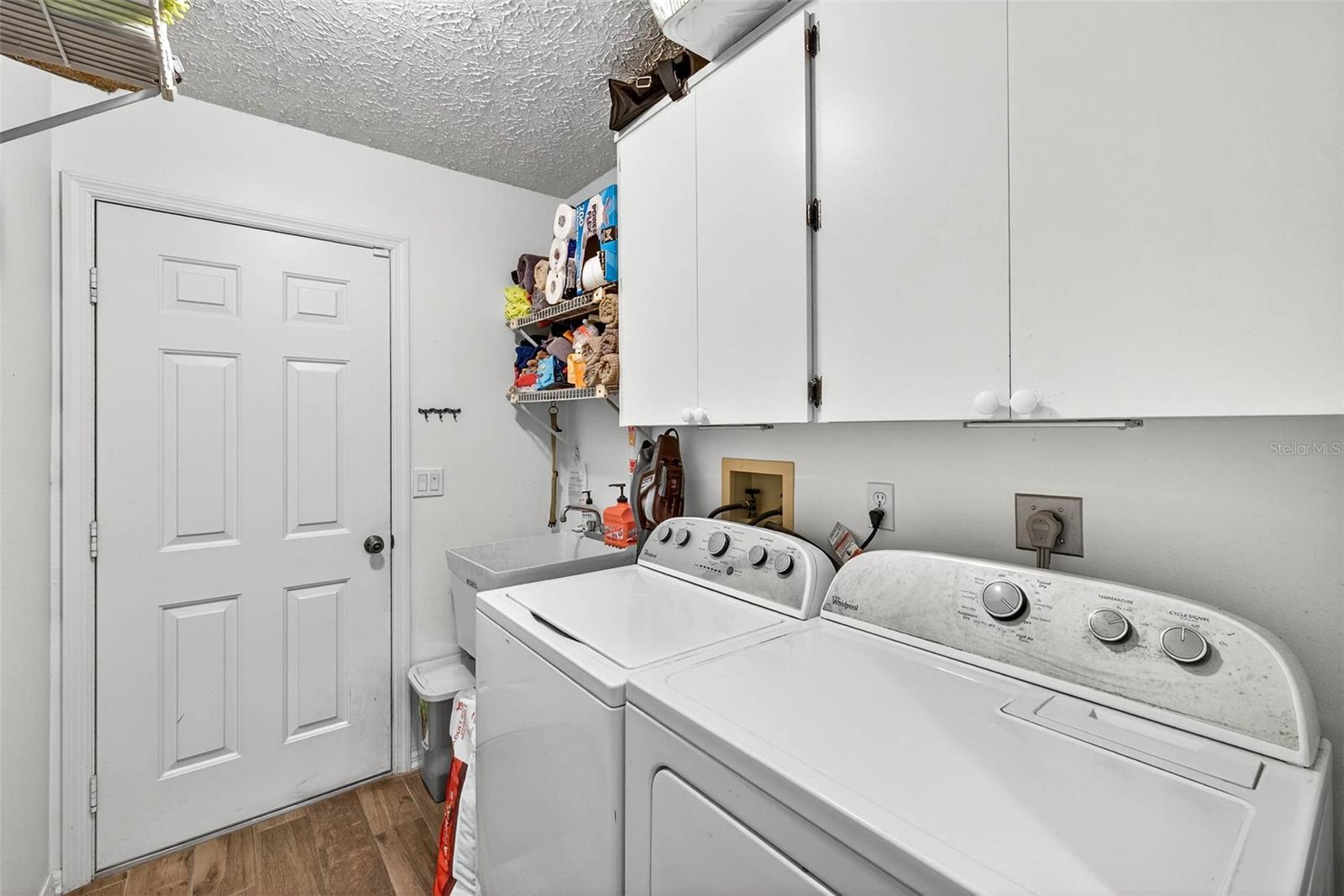 Image 50 of 64 For 10348 Ventura Drive