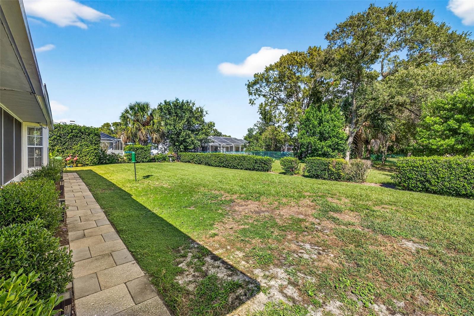 Image 52 of 64 For 10348 Ventura Drive