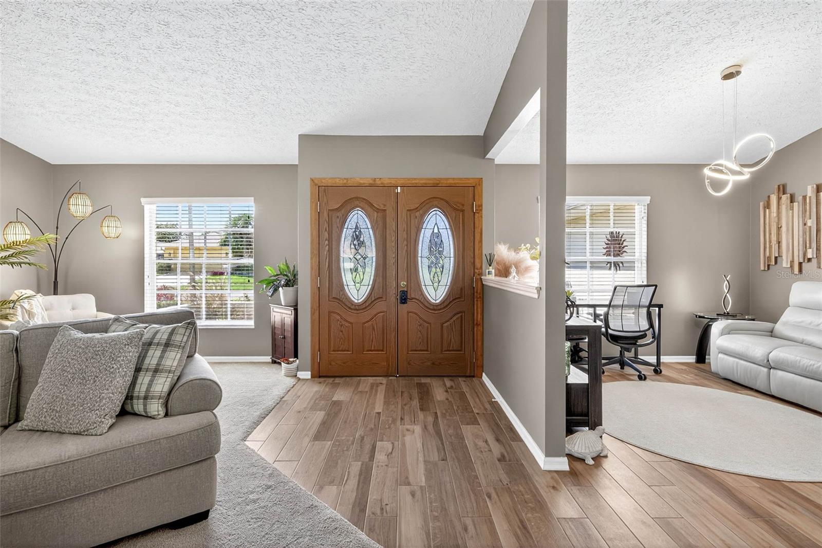 Image 6 of 64 For 10348 Ventura Drive