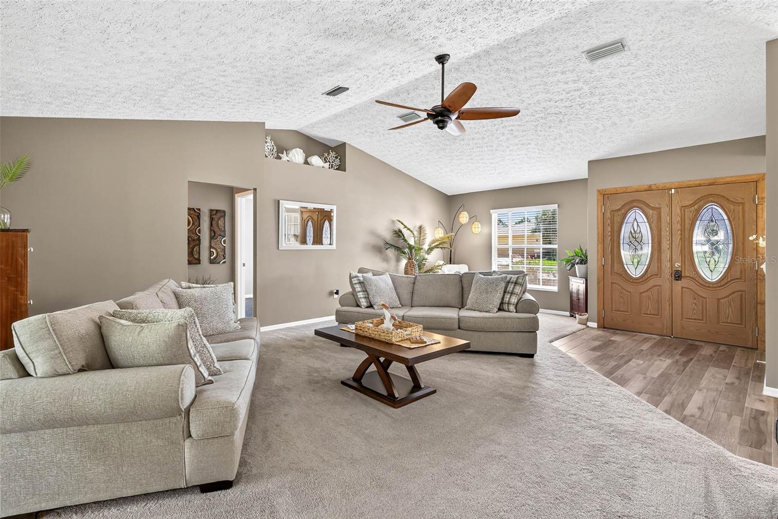 Image 7 of 64 For 10348 Ventura Drive