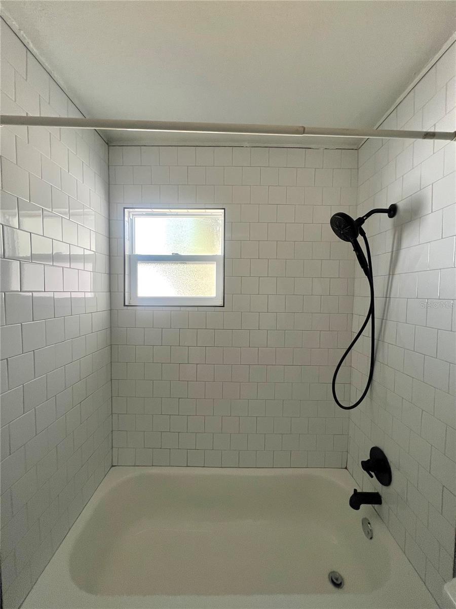 Image 14 of 16 For 2819 25th Avenue N