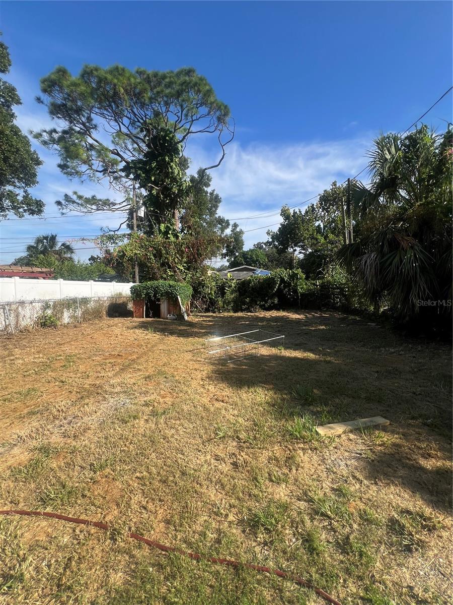 Image 16 of 16 For 2819 25th Avenue N