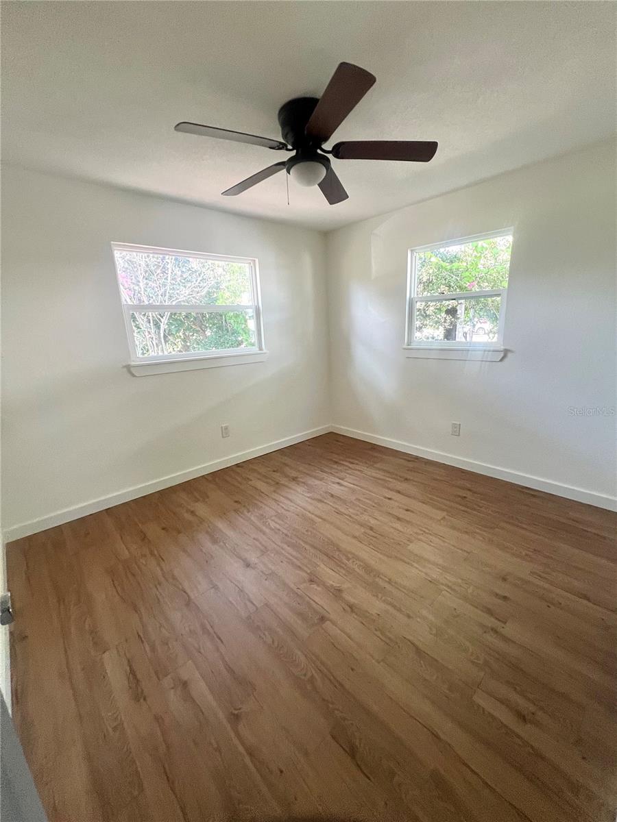 Image 7 of 16 For 2819 25th Avenue N