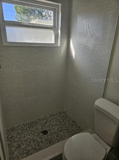 Image 22 of 27 For 5718 8th Avenue N