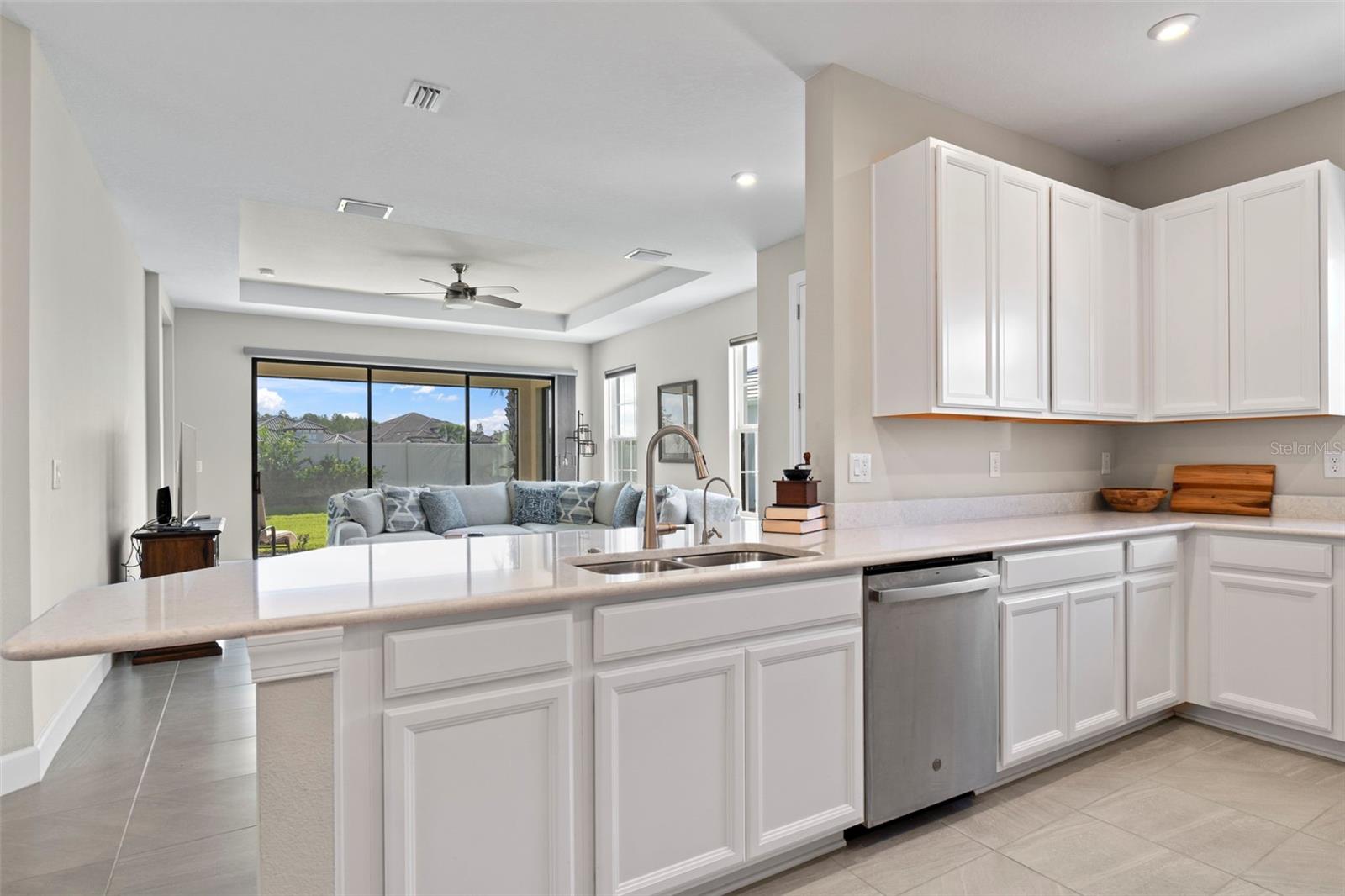 Image 21 of 62 For 4308 Cairoli Court