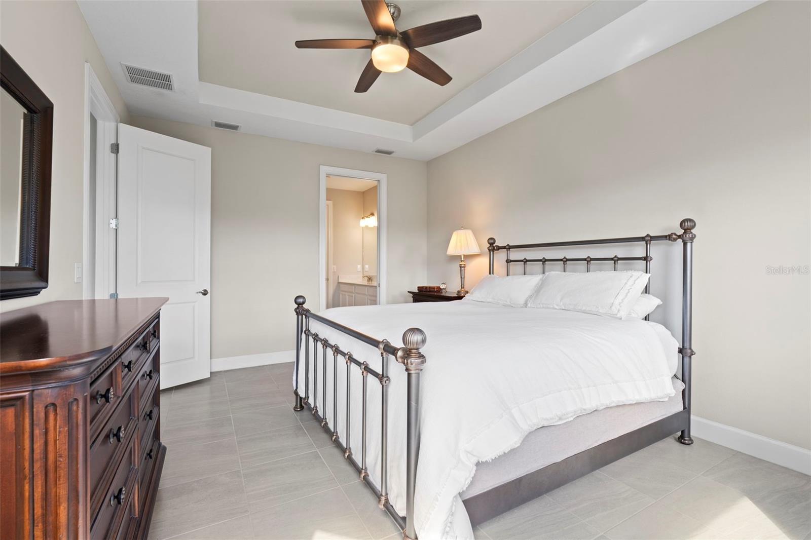 Image 28 of 62 For 4308 Cairoli Court