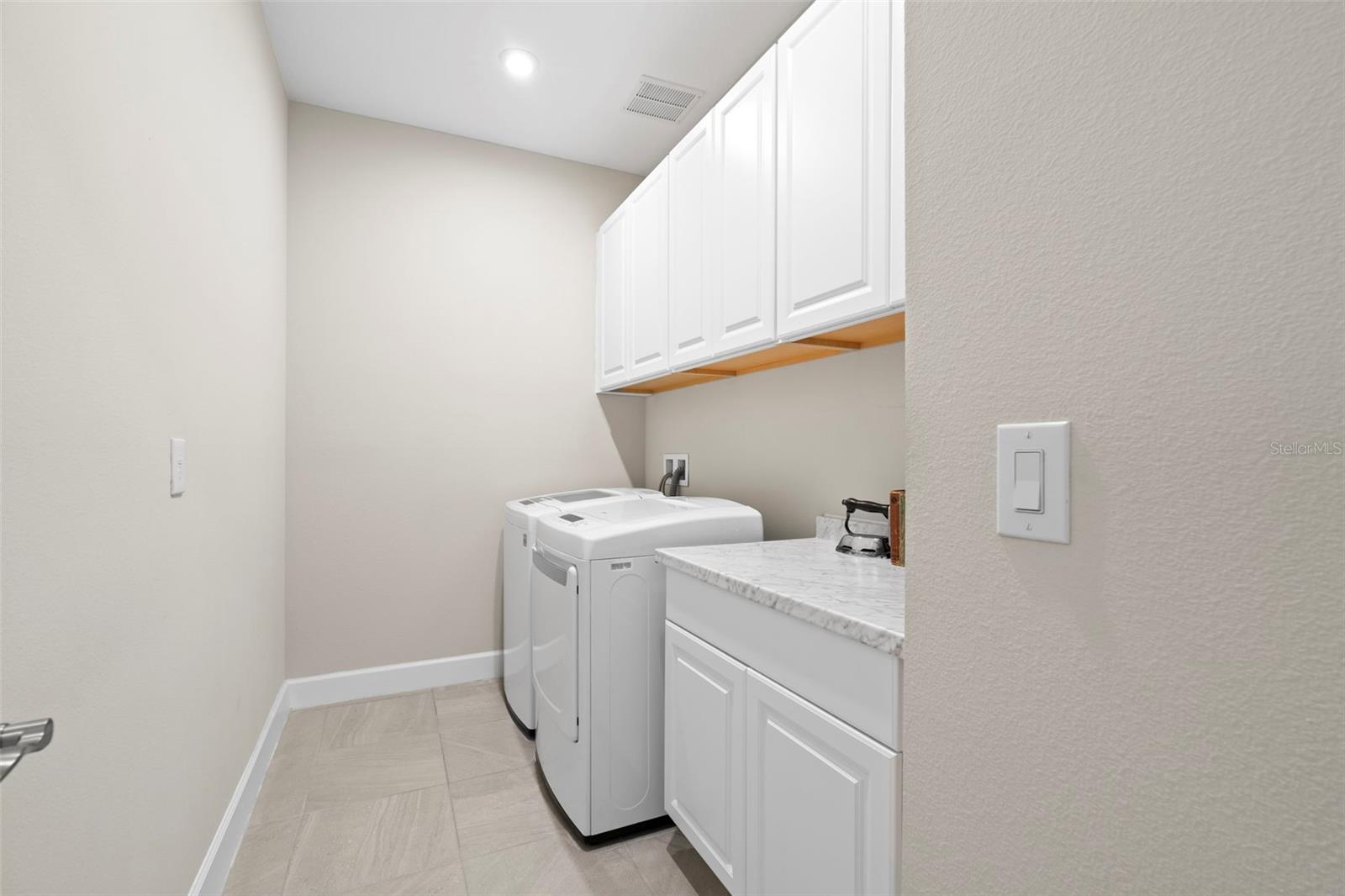 Image 44 of 62 For 4308 Cairoli Court