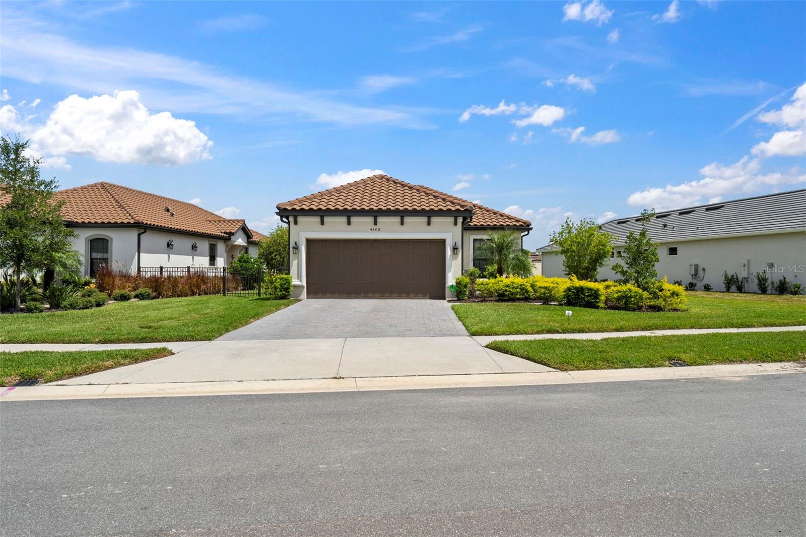 Image 6 of 62 For 4308 Cairoli Court