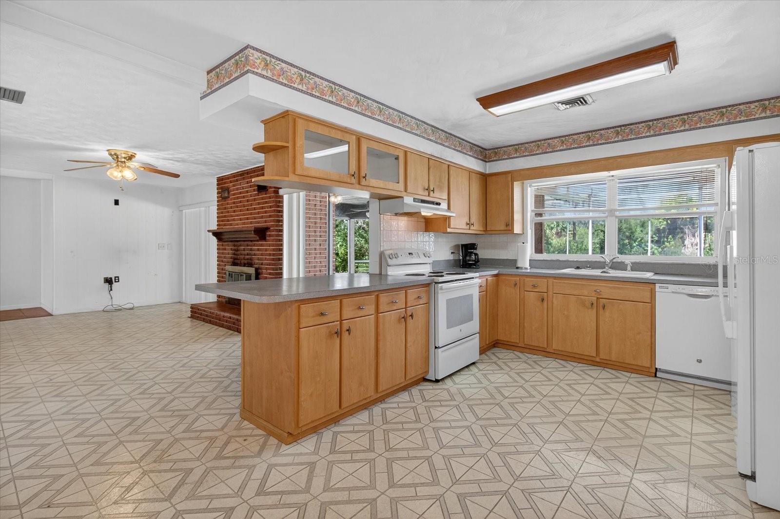 Image 33 of 83 For 506 3rd Avenue Se