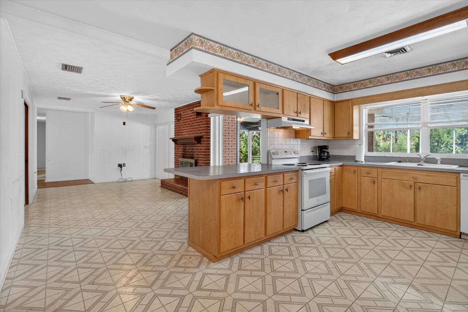 Image 34 of 83 For 506 3rd Avenue Se