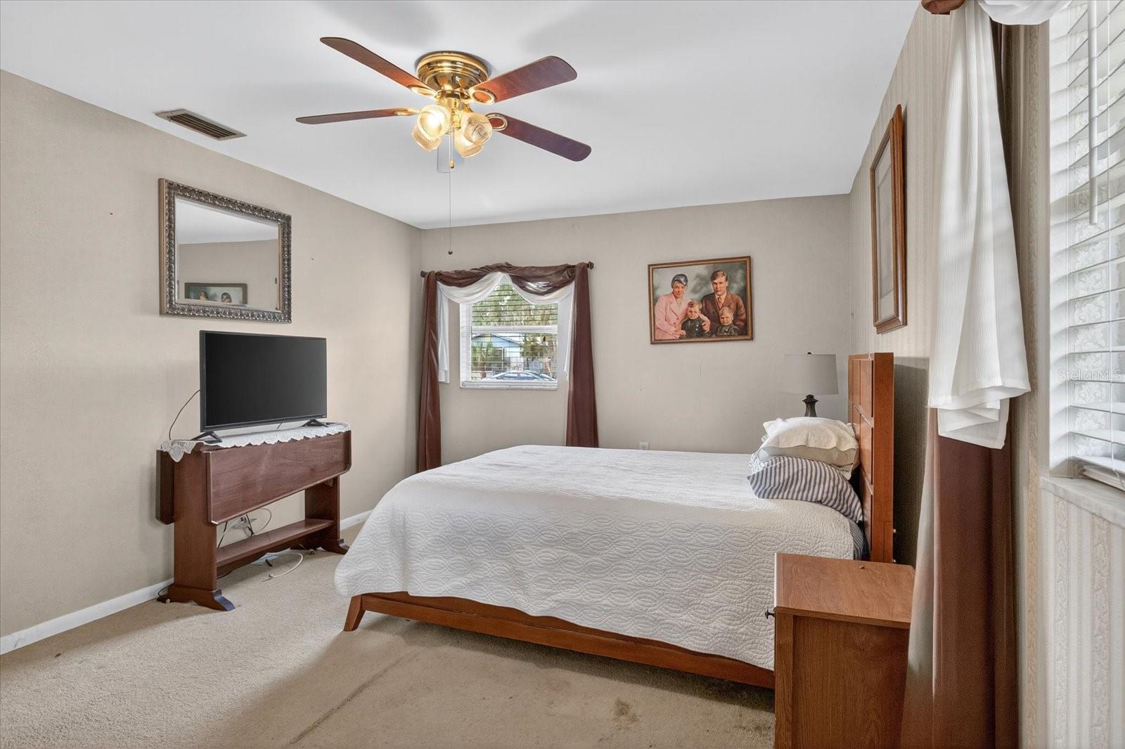 Image 36 of 83 For 506 3rd Avenue Se