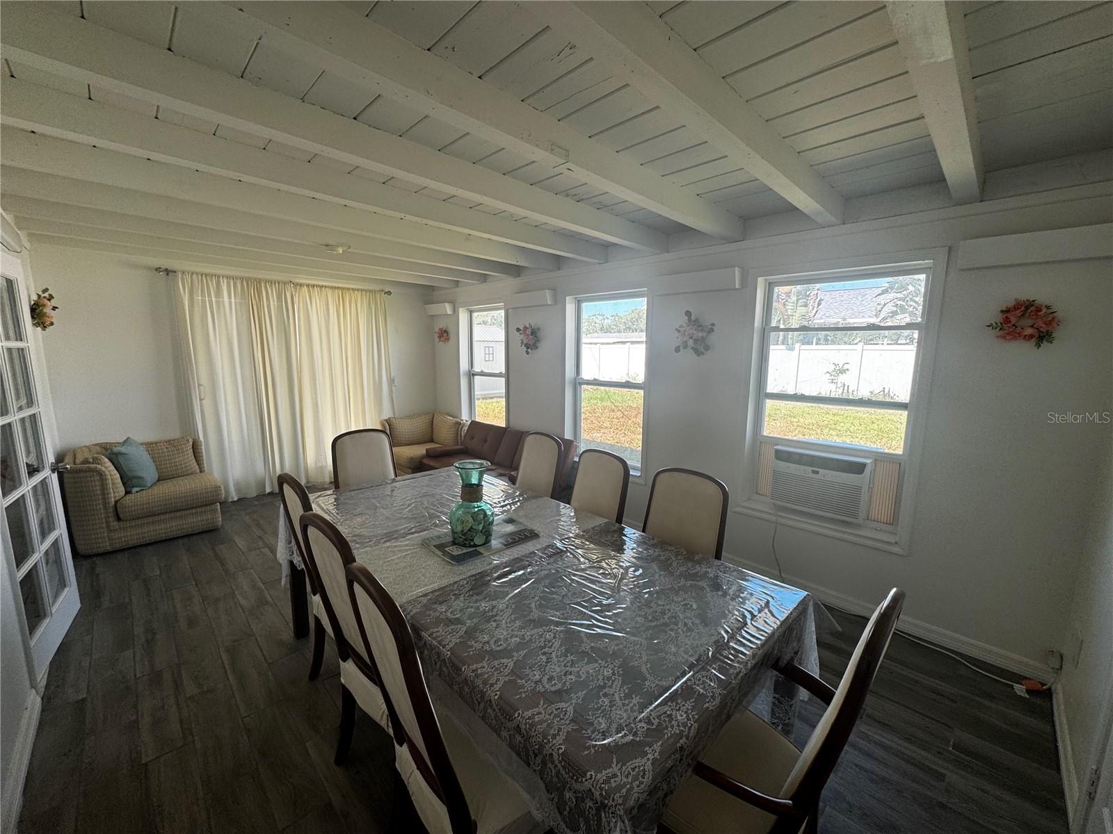 Image 5 of 21 For 1717 Colleen Street