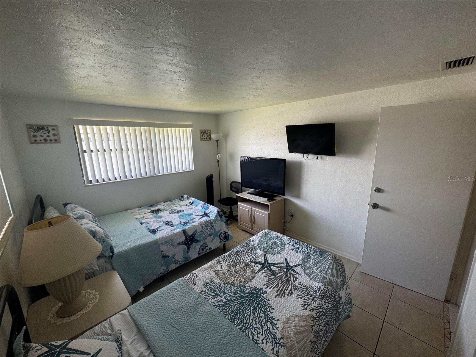 Image 9 of 21 For 1717 Colleen Street