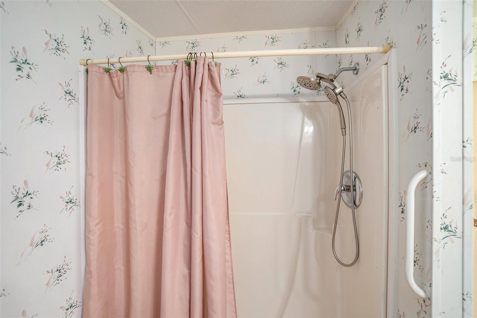 Image 14 of 32 For 5813 Coventry Drive