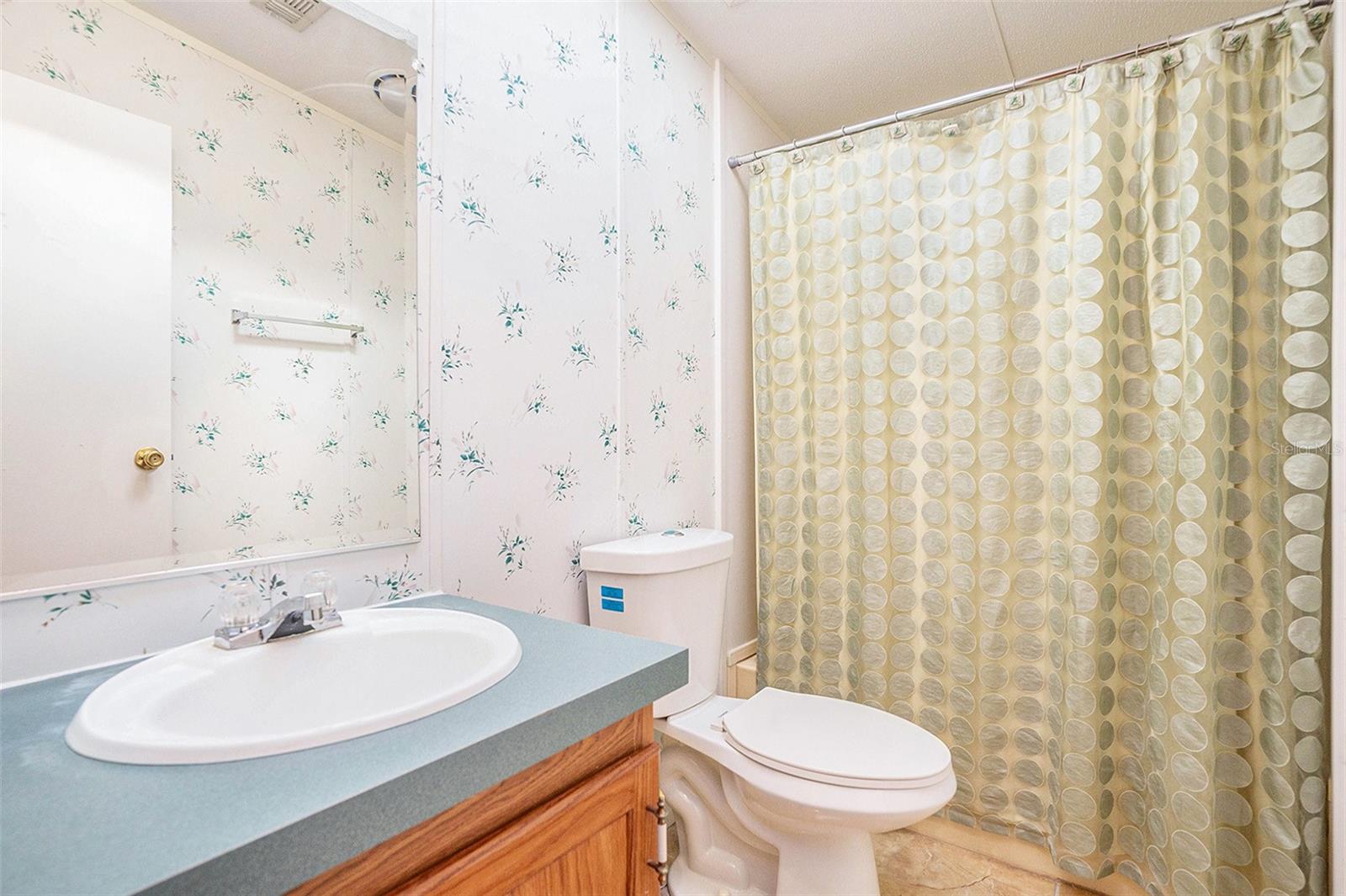 Image 19 of 32 For 5813 Coventry Drive