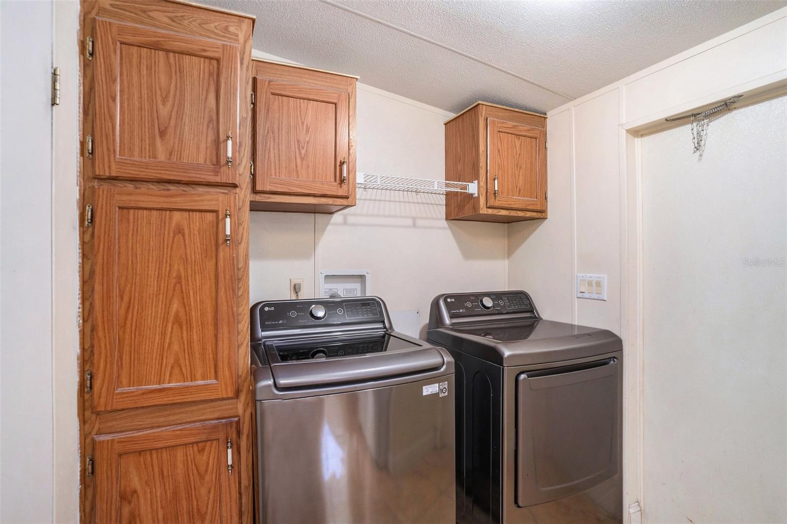 Image 20 of 32 For 5813 Coventry Drive