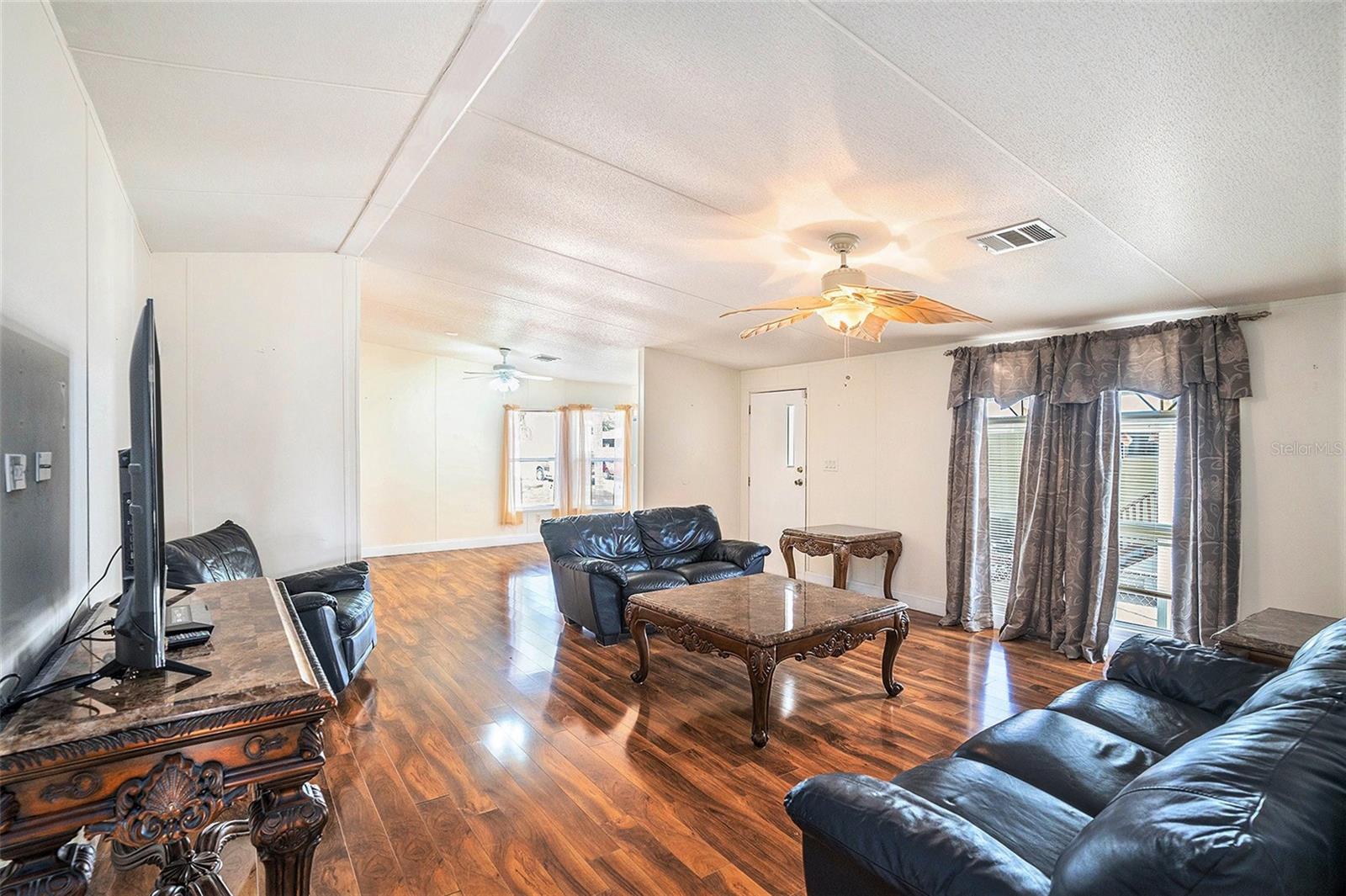 Image 6 of 32 For 5813 Coventry Drive