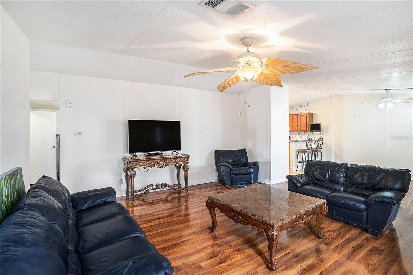 Image 8 of 32 For 5813 Coventry Drive