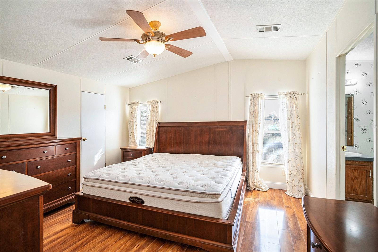 Image 9 of 32 For 5813 Coventry Drive