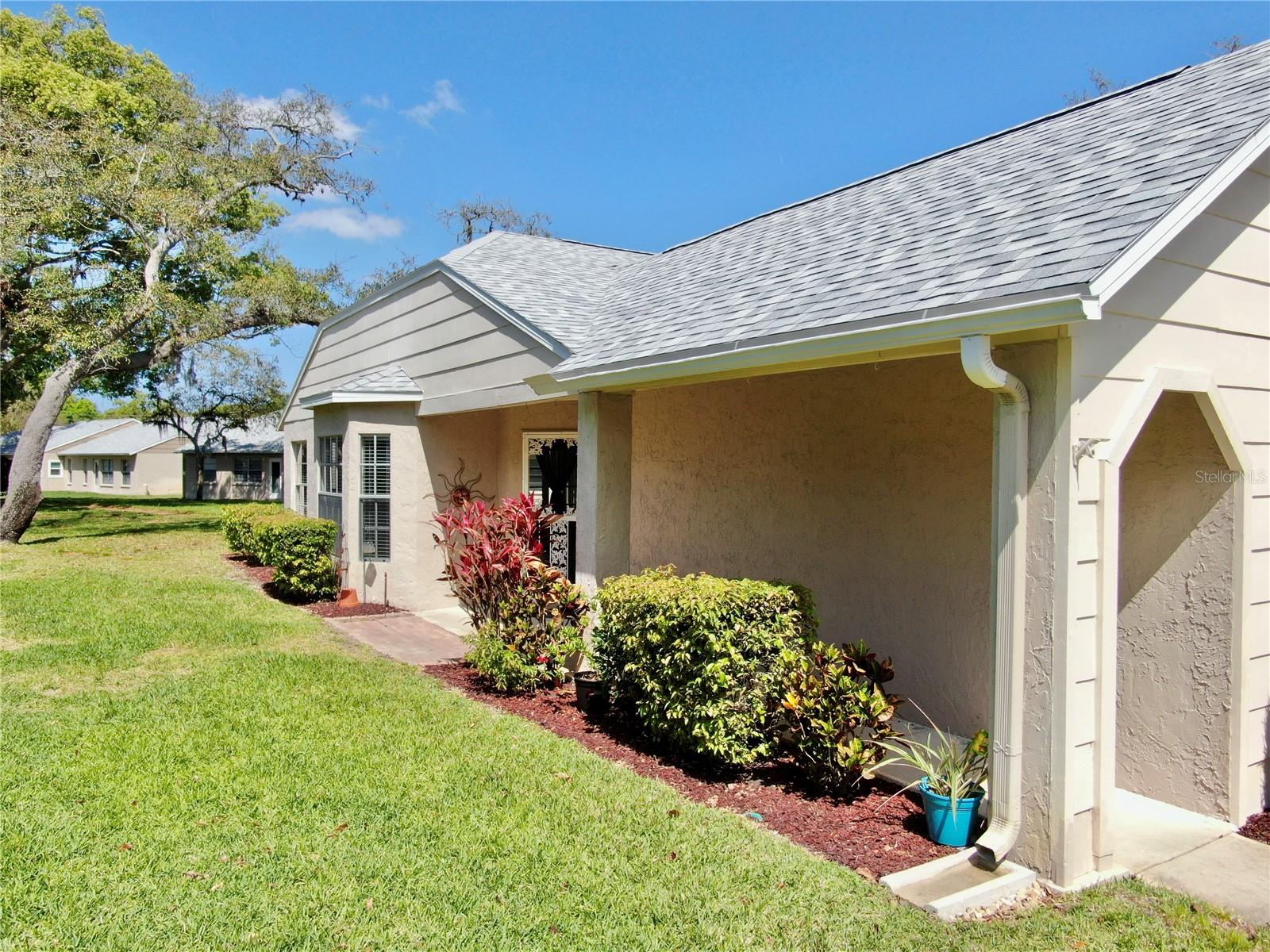 Listing photo id 1 for 4851 Leyte Court