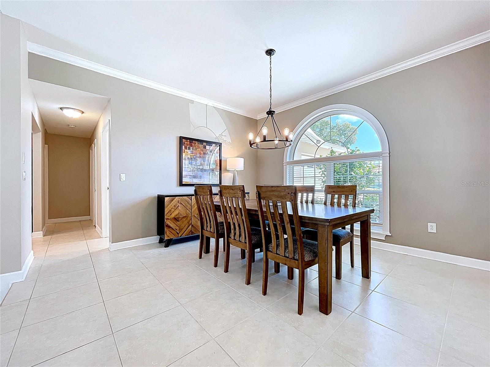 Image 11 of 82 For 2732 Resnik Circle E