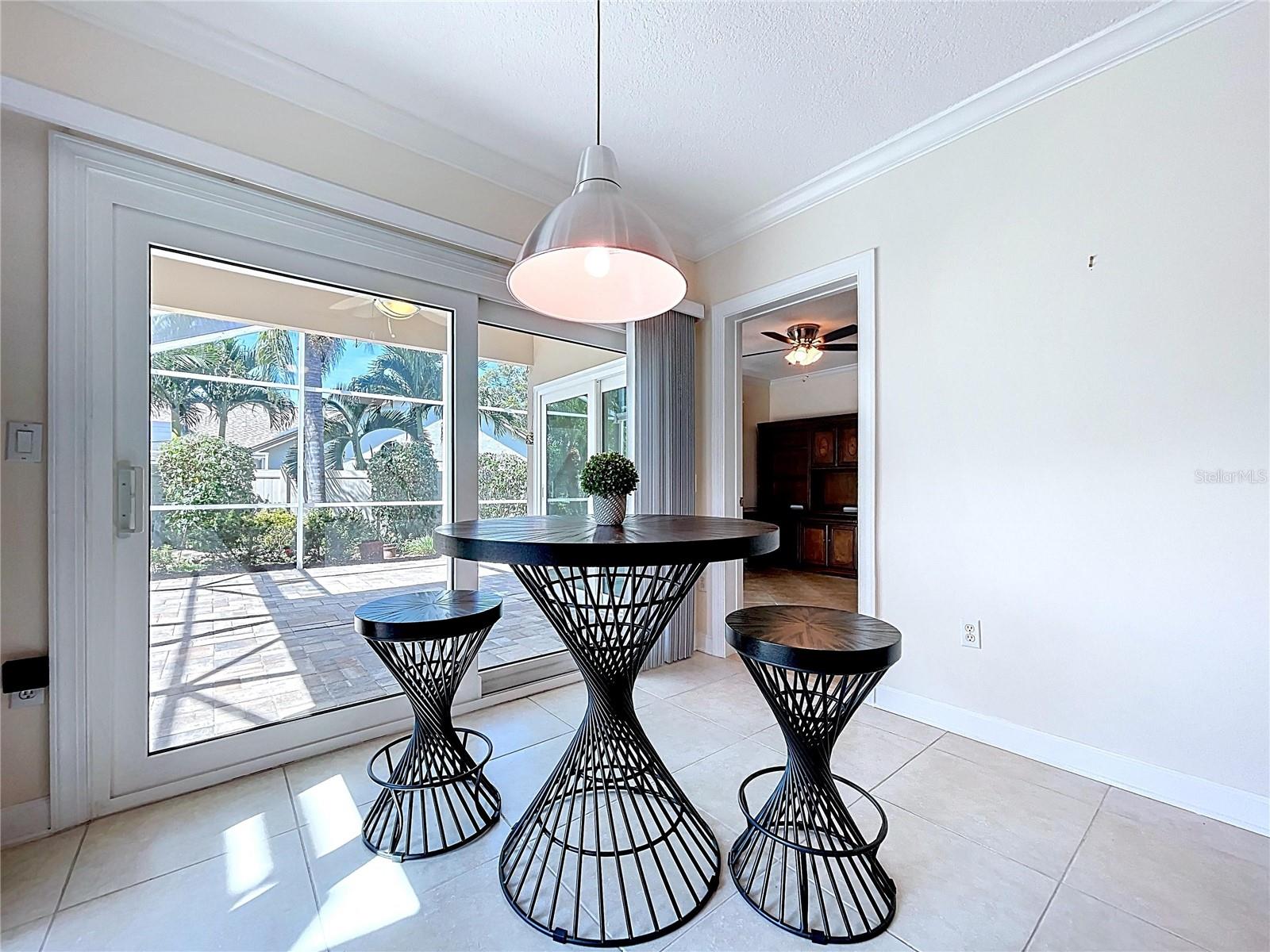 Image 20 of 82 For 2732 Resnik Circle E