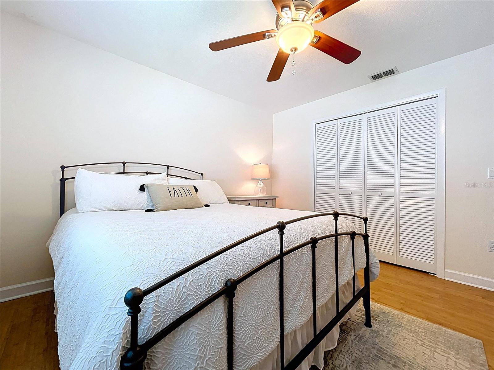 Image 32 of 82 For 2732 Resnik Circle E