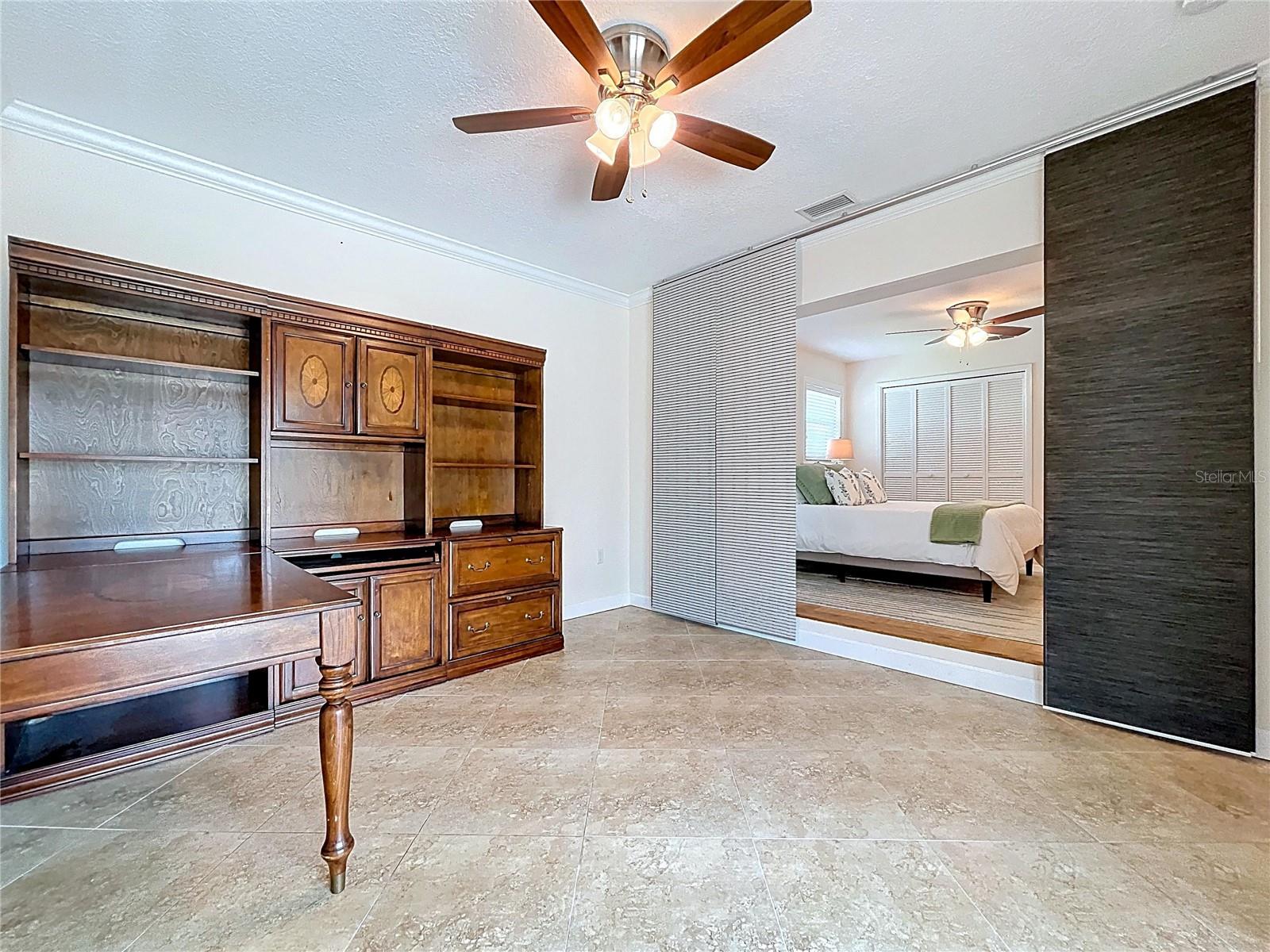 Image 38 of 82 For 2732 Resnik Circle E