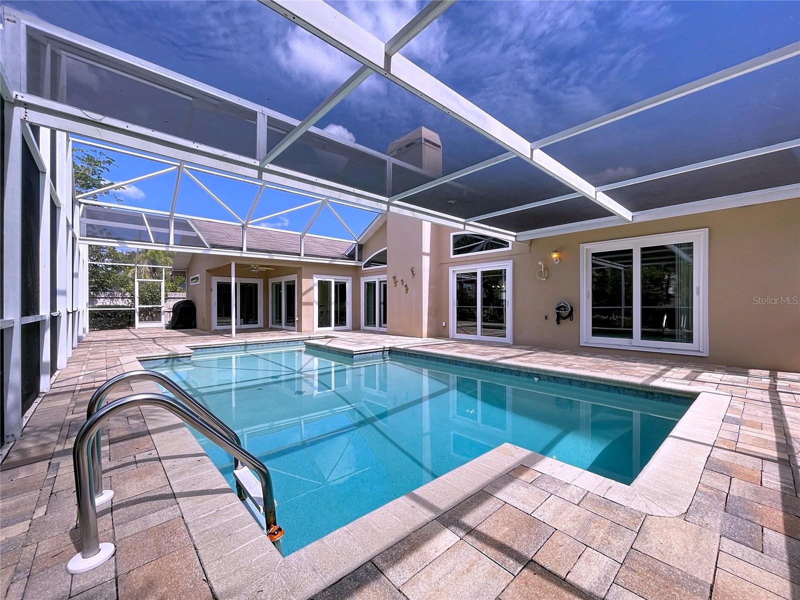 Image 39 of 82 For 2732 Resnik Circle E