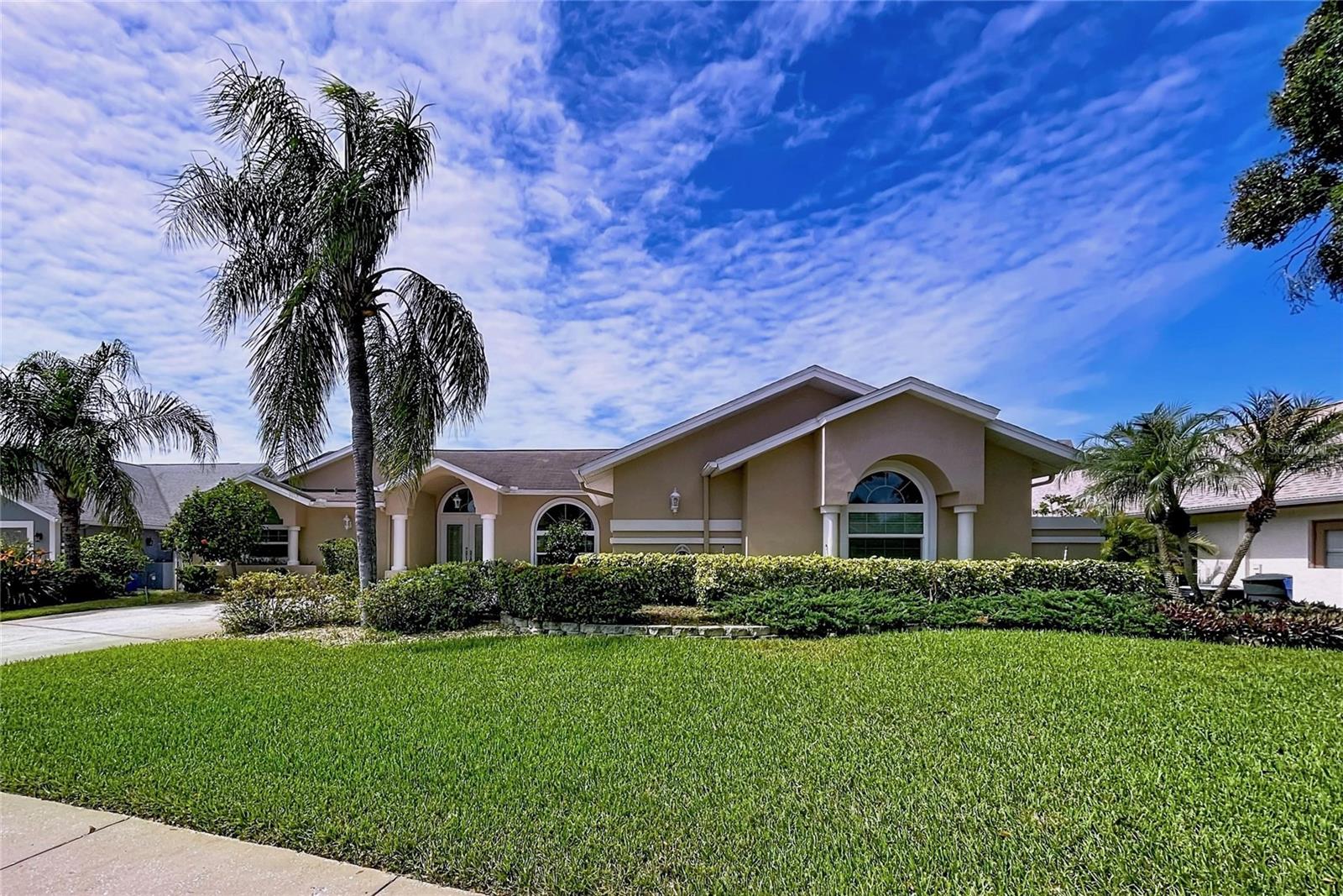 Image 54 of 82 For 2732 Resnik Circle E