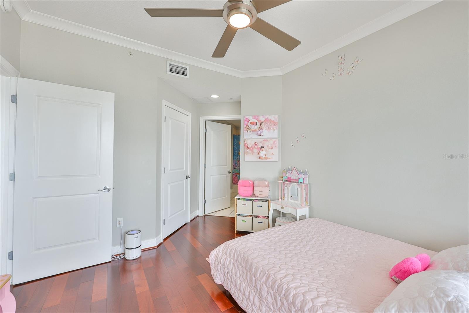 Image 31 of 69 For 1209 Cumberland Avenue 2404