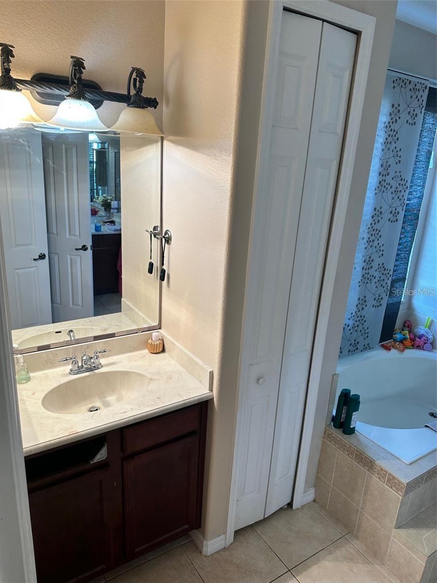 Image 14 of 30 For 3400 Ambersweet Circle