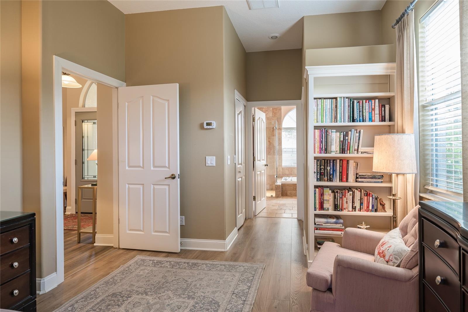 Image 21 of 48 For 6505 Huntington Drive