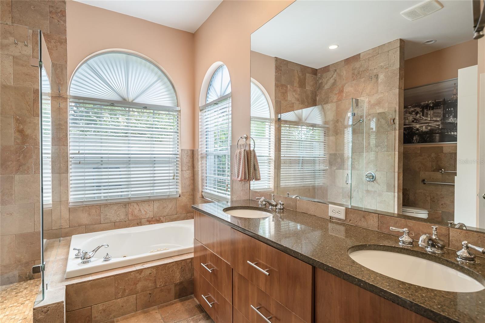 Image 22 of 48 For 6505 Huntington Drive