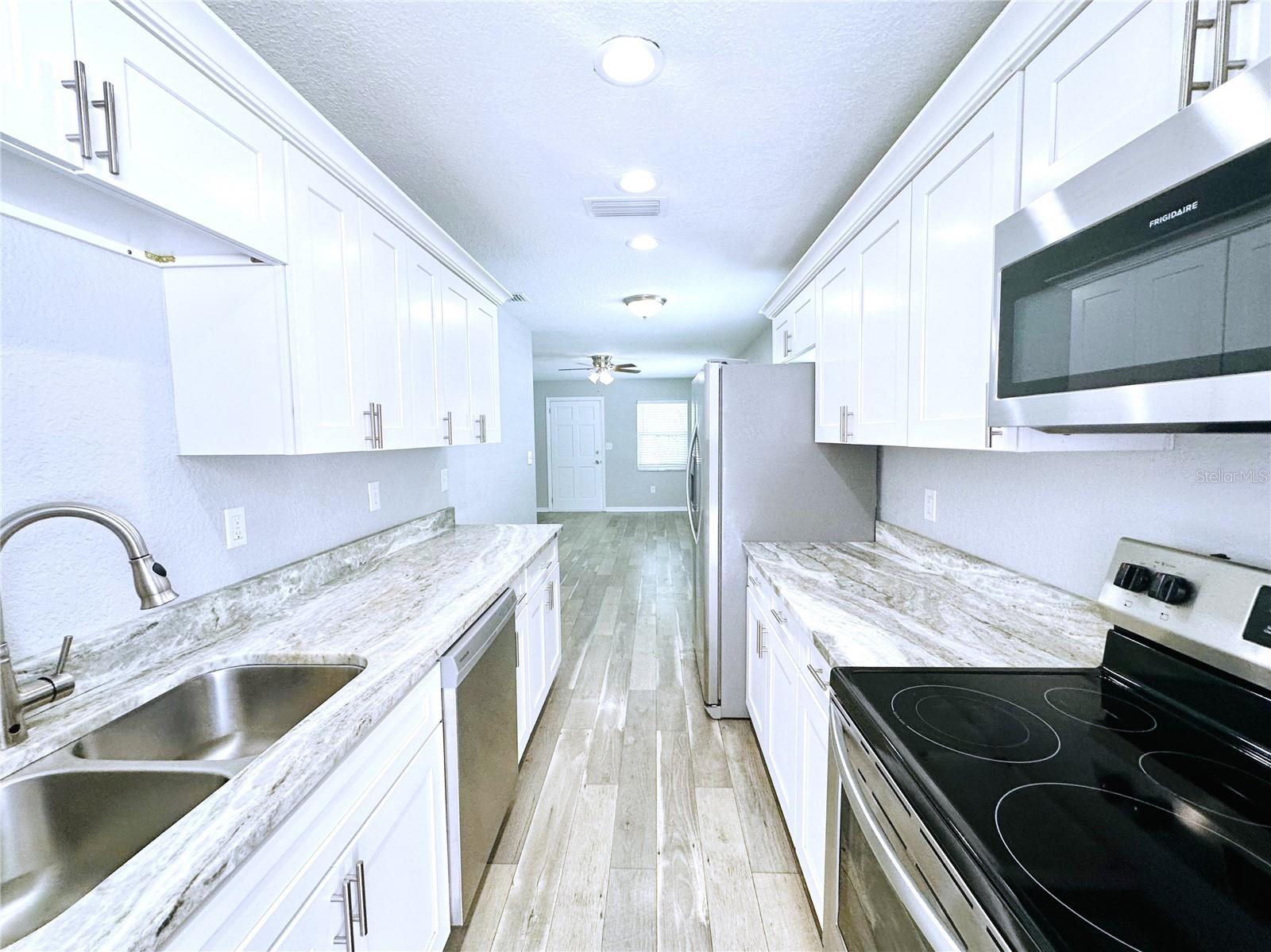 Image 2 of 5 For 2878 26th Avenue N