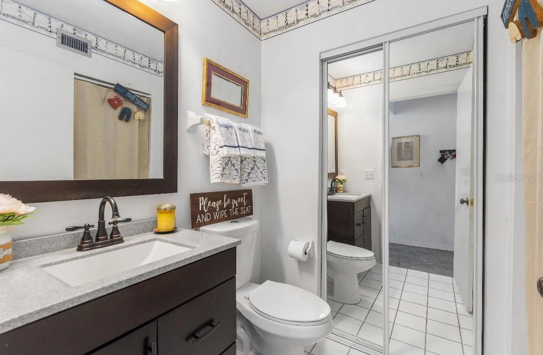 Image 11 of 23 For 811 50th Way