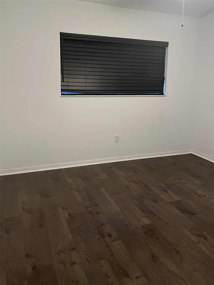 Image 16 of 23 For 811 50th Way