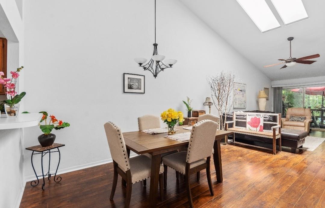 Image 4 of 23 For 811 50th Way