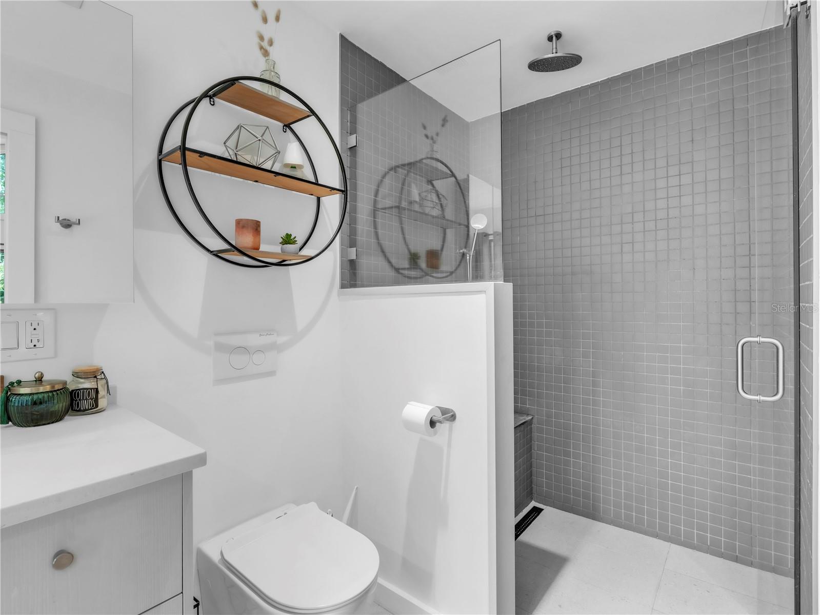 Image 18 of 37 For 43 Hamilton Heath Drive