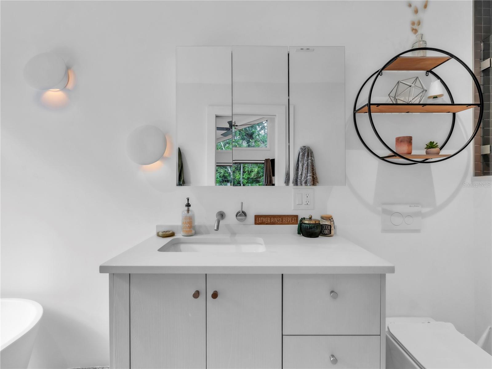 Image 20 of 37 For 43 Hamilton Heath Drive