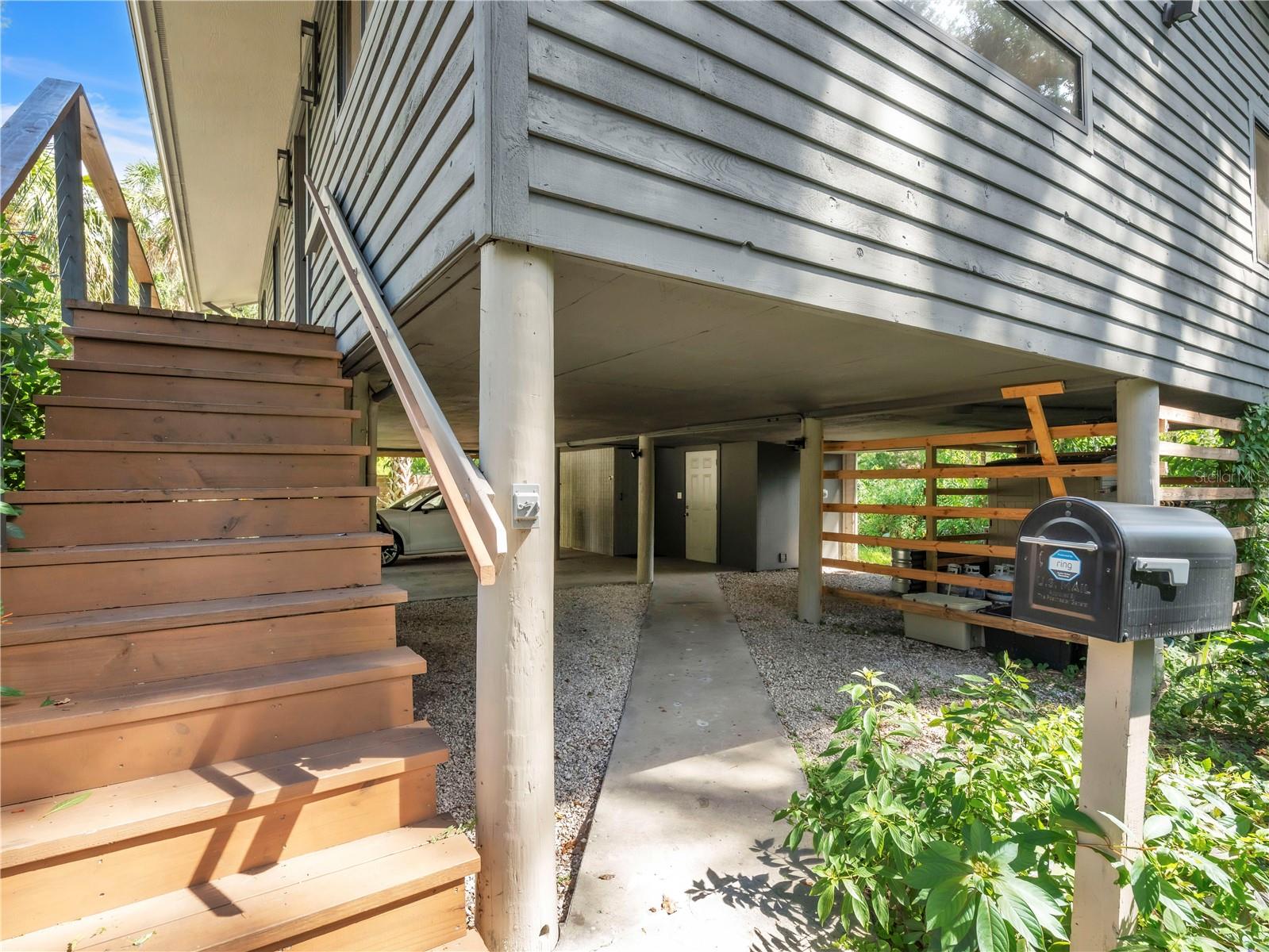 Image 27 of 37 For 43 Hamilton Heath Drive