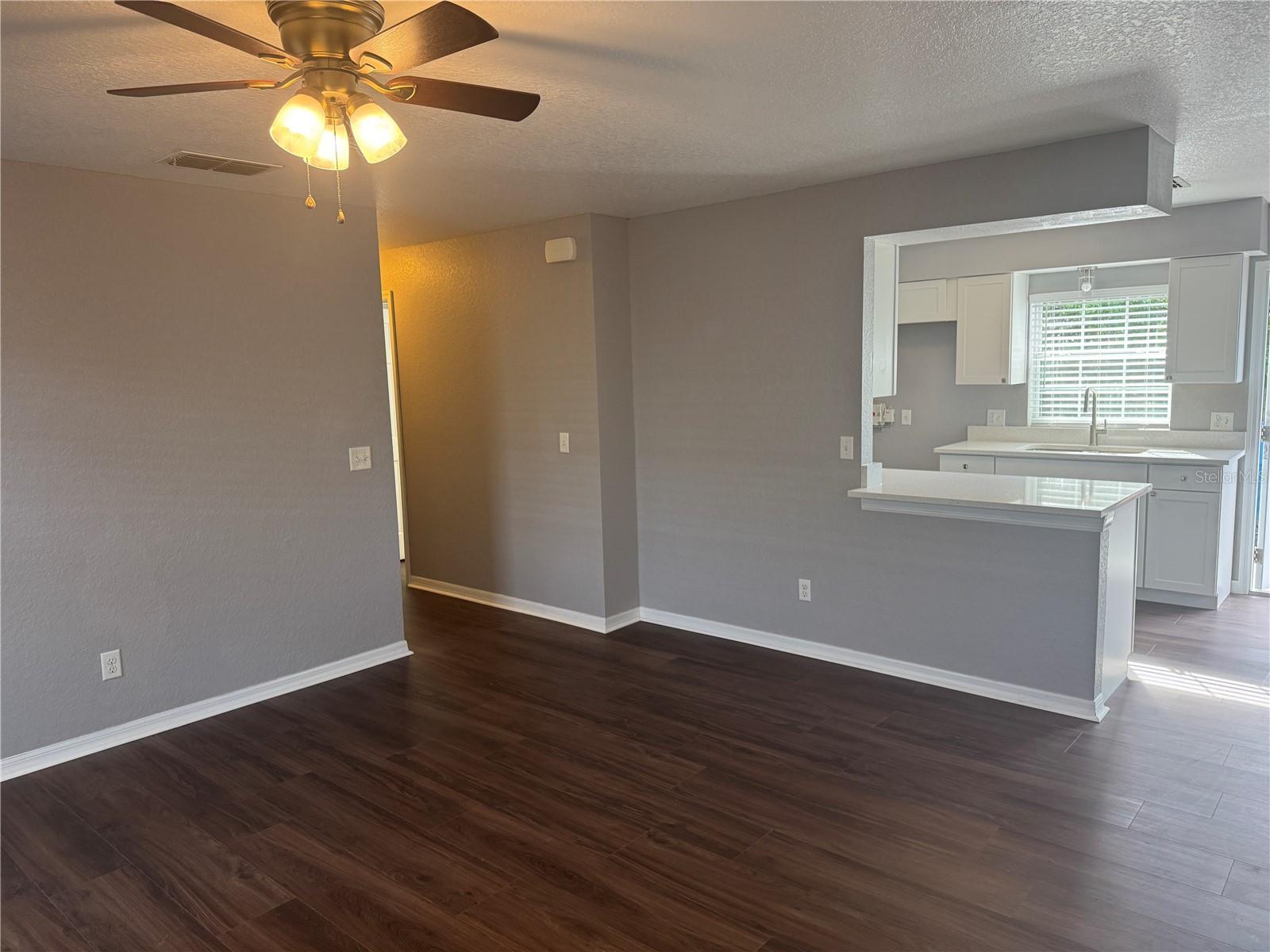 Image 7 of 17 For 1133 Avenue E